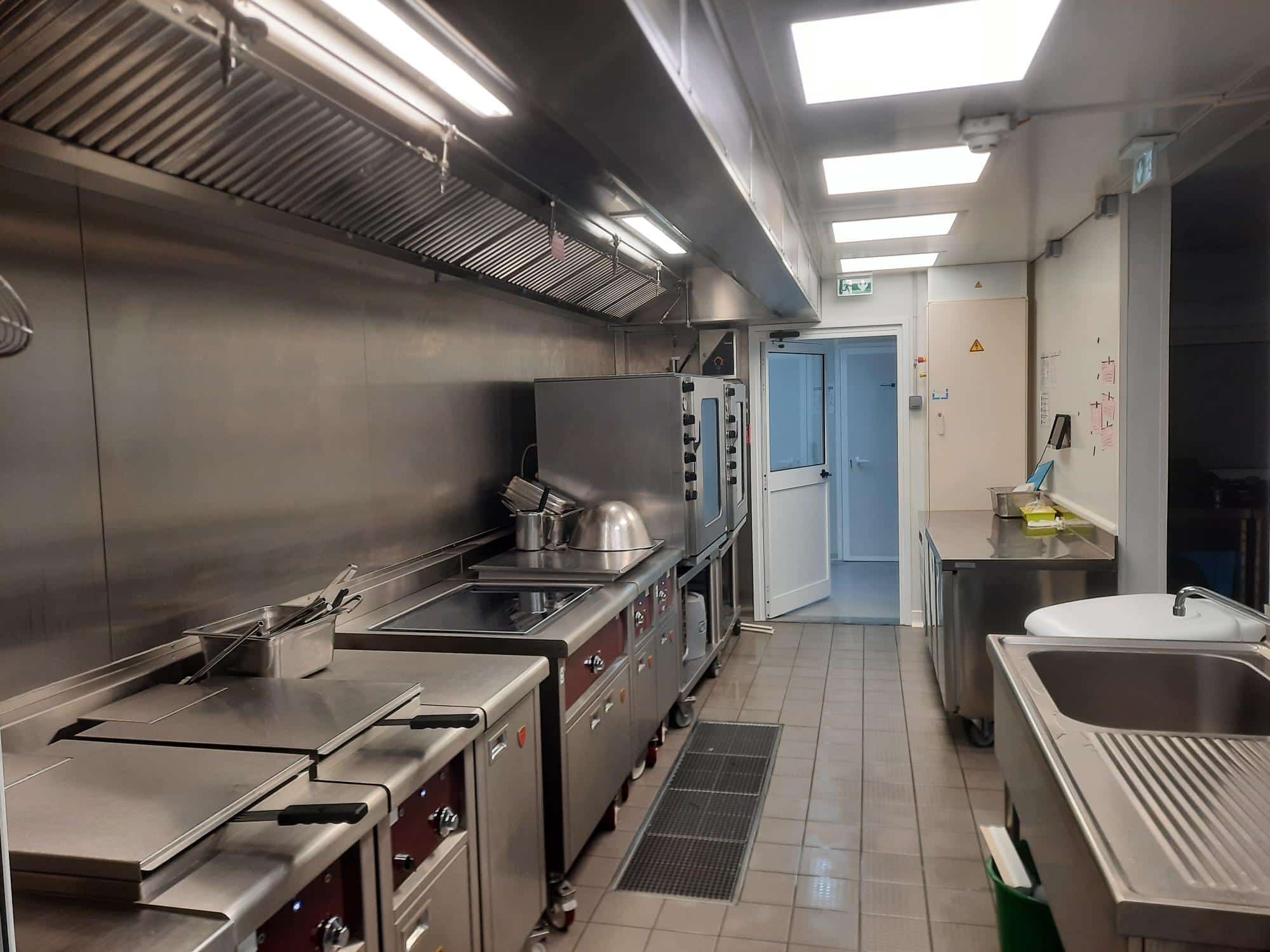 Intérieur d'un module de cuisson coupe feu 1H